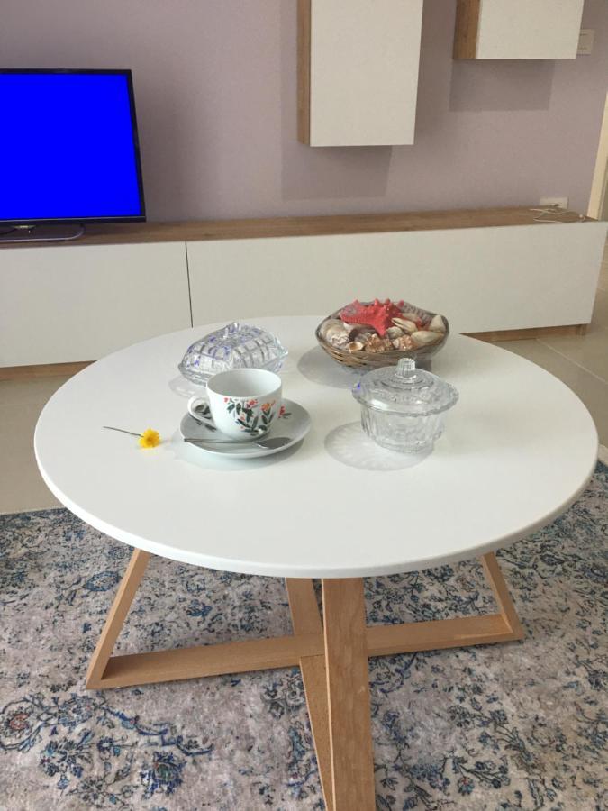 Linda'S Apartment Vlore Ngoại thất bức ảnh