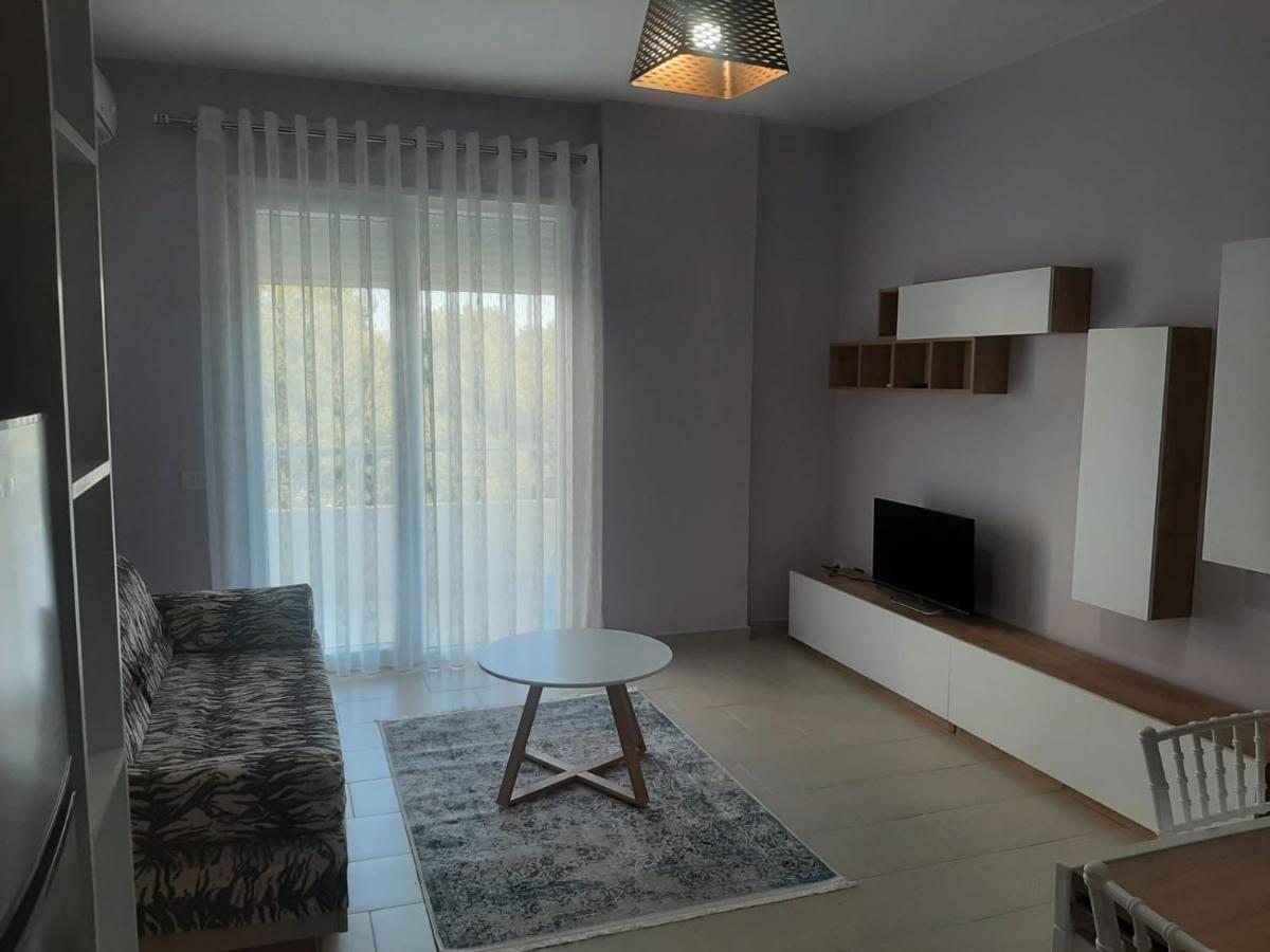 Linda'S Apartment Vlore Ngoại thất bức ảnh